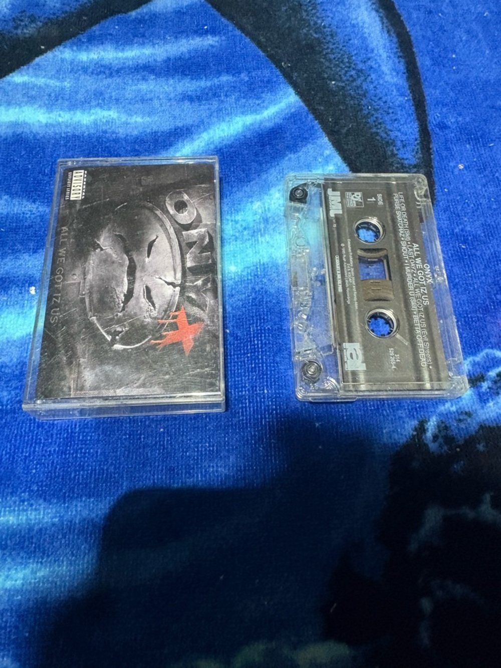 Onyx Black Cassette with Clear Shell and Red Accent